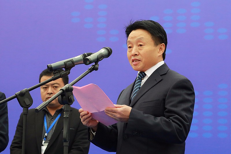 张道宏李冬玉出席2017第三届西安国际必赢网络游戏平台产业博览会｜熊良虎致辞
