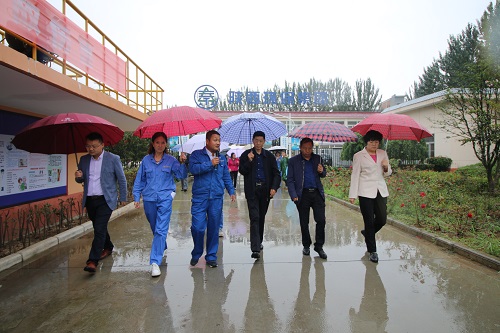 商洛市人大常委会副主任杨长洲视察丹凤县污水处理厂 商洛市人大常委会副主任杨长洲视察丹凤县污水处理厂
