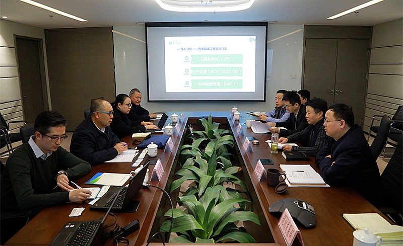熊良虎会见中建材(北京)必赢网络游戏平台公司董事长泥卫东 熊良虎会见中建材(北京)必赢网络游戏平台公司董事长泥卫东