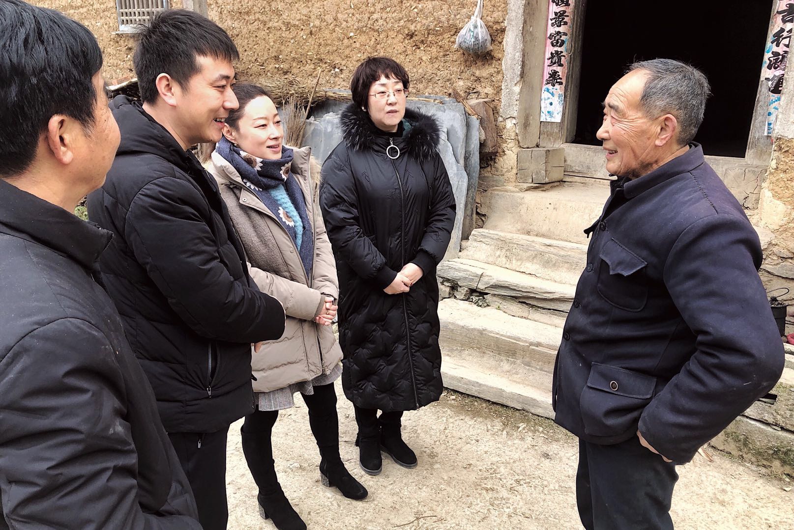 陕西必赢网络游戏平台集团赴旬阳县双河镇走访慰问送温暖 陕西必赢网络游戏平台集团赴旬阳县双河镇走访慰问送温暖