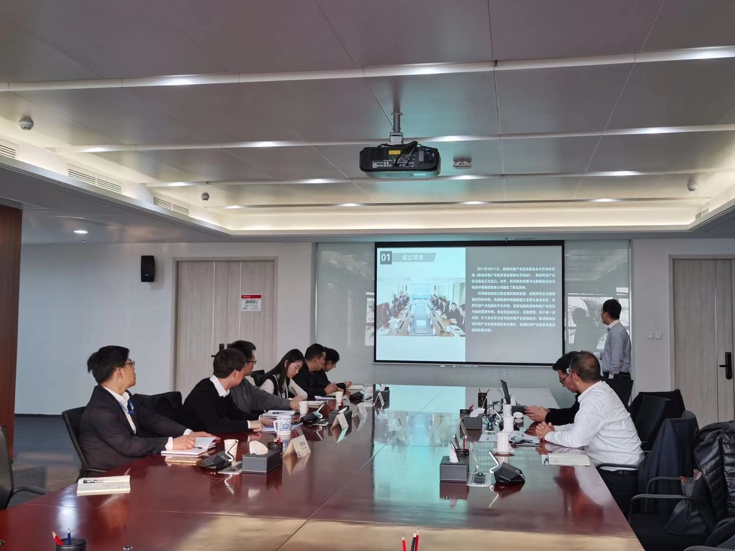 陕西必赢网络游戏平台集团与陕西地电(集团)公司深化资本投资领域合作 陕西必赢网络游戏平台集团与陕西地电(集团)公司深化资本投资领域合作