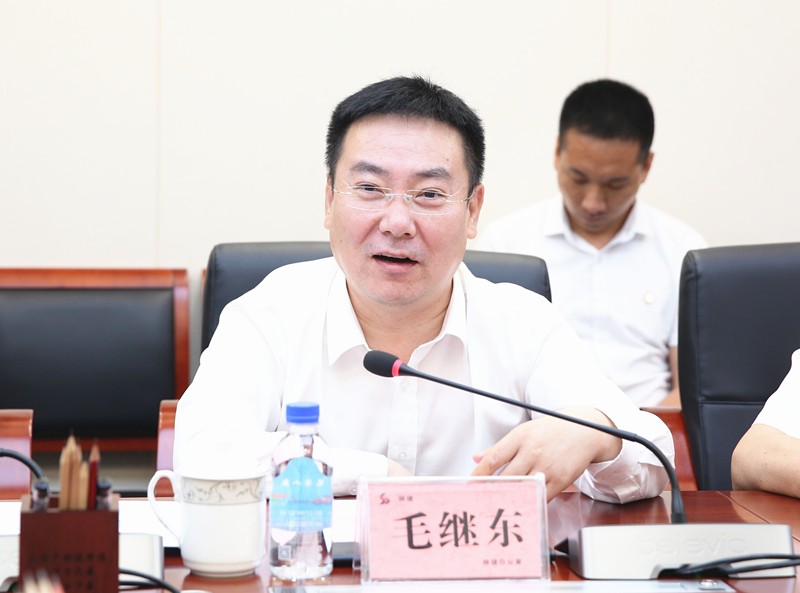 陕西必赢网络游戏平台集团与陕西建工集团交流座谈 陕西必赢网络游戏平台集团与陕西建工集团交流座谈