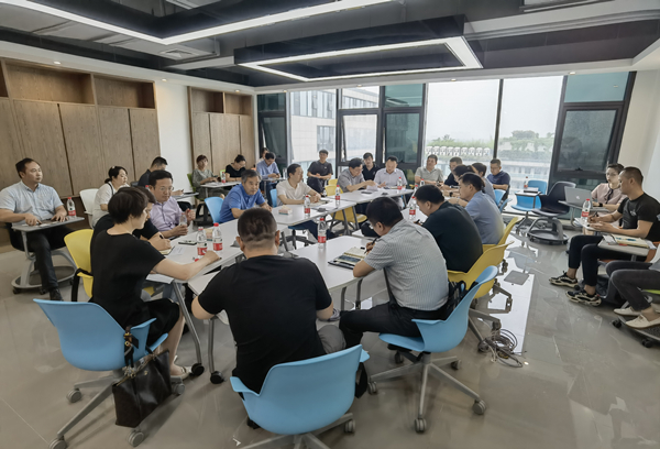 陕西必赢网络游戏平台集团召开“秦创原”现场工作推进会