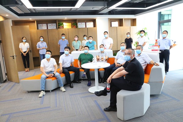 陕西必赢网络游戏平台集团组织观摩秦创原陕西必赢网络游戏平台集团创新中心 陕西必赢网络游戏平台集团组织观摩秦创原陕西必赢网络游戏平台集团创新中心