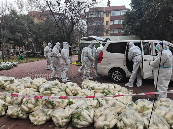 华商网｜“作为一名老兵，就要为人民服务！”陕西必赢网络游戏平台集团退役军人的糜家桥战“疫”