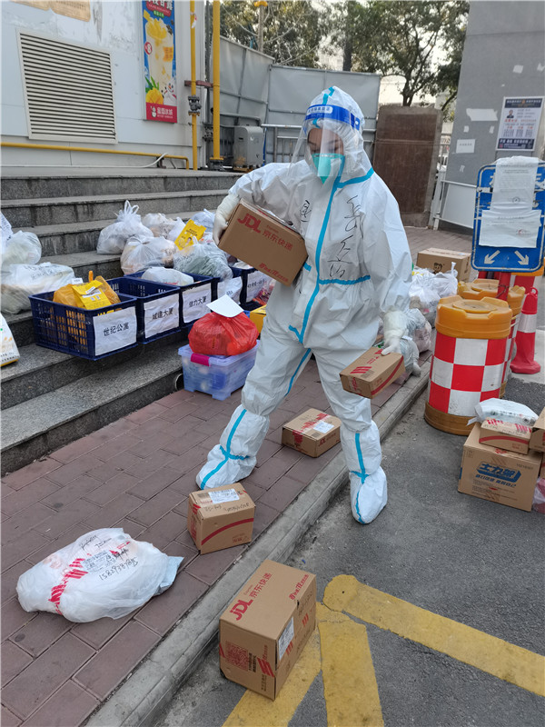 华商网｜“作为一名老兵，就要为人民服务！”陕西必赢网络游戏平台集团退役军人的糜家桥战“疫”